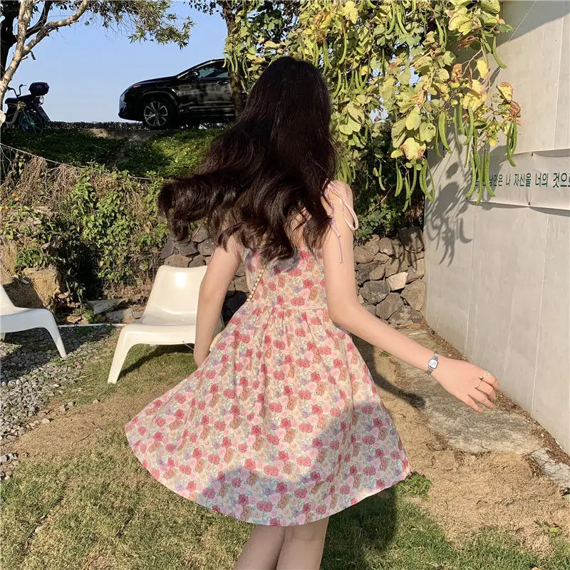 ดอกไม้พิมพ์กระโปรงผู้หญิงฤดูร้อน 2025 ใหม่ Slim High เอวอ่อนโยนชุดมินิเกาหลีแฟชั่น Vestido