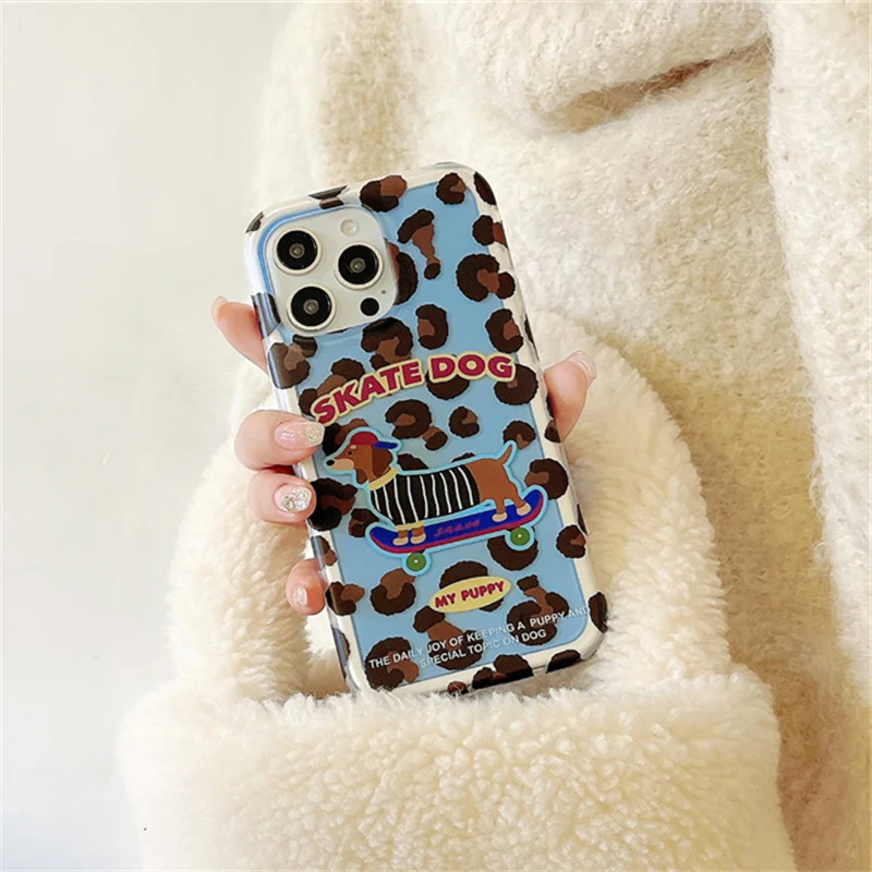 

Korean fashion leopard print skating dog soft case for iphone 16 15 14 Pro Max 15 Pro new animal-element shock-proof IMD cover