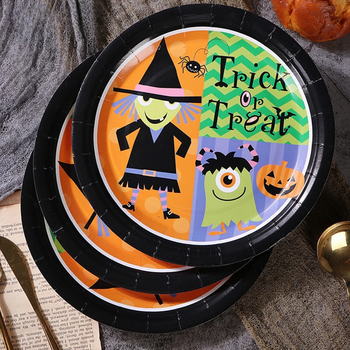 10 stücke Halloween Einweg Papp teller Trick oder behandeln 9-Zoll-Pappteller für Halloween Dekoration Restaurant Küche liefert