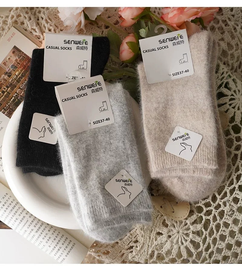 Socken Freizeit Knöchel- und Wadenlänge Flauschig Herbst Winter Kaninchenfell Damen Mittellange Verdickte Warme Weiche Wollsocken 8W96 – Detail 9