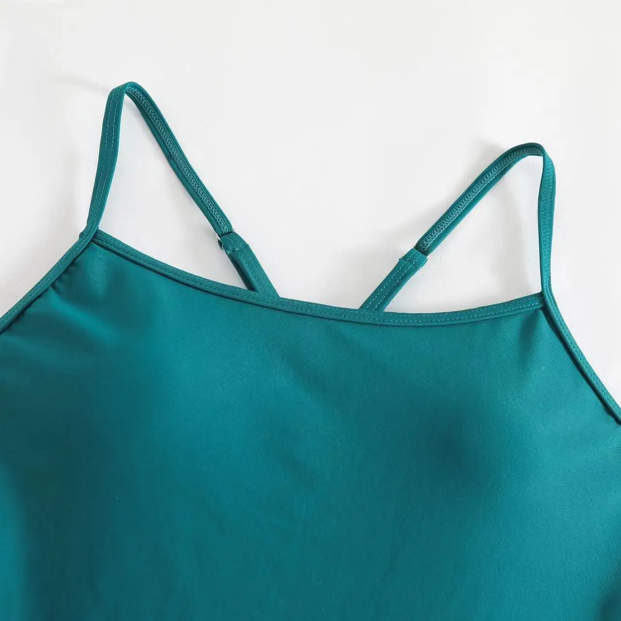 

Сексуальный цветной цельный купальник-бикини для женщин, новинка 2025 года, трансграничный дизайн, удобный нейлоновый материал, без подкладки