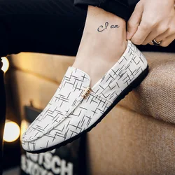 Spring Summer Men's Loafers Comfortable Flat Casual Shoes Men Breathable Slip-On Soft Leather Driving Shoes Moccasins