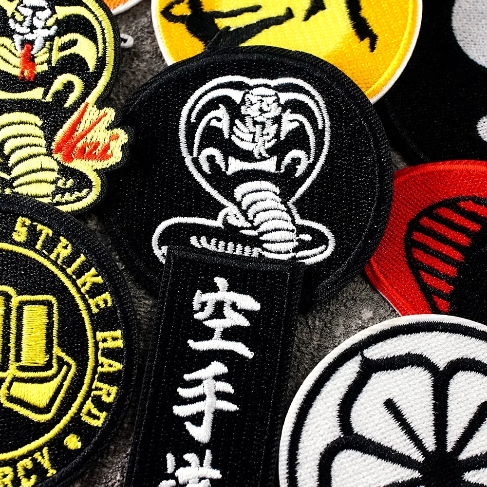 9Pcs/Lot Snake Karate Kung Fu Sakura Patches Embroidery Applique Ironing Clothing Sewing Supplies Decorative Badges