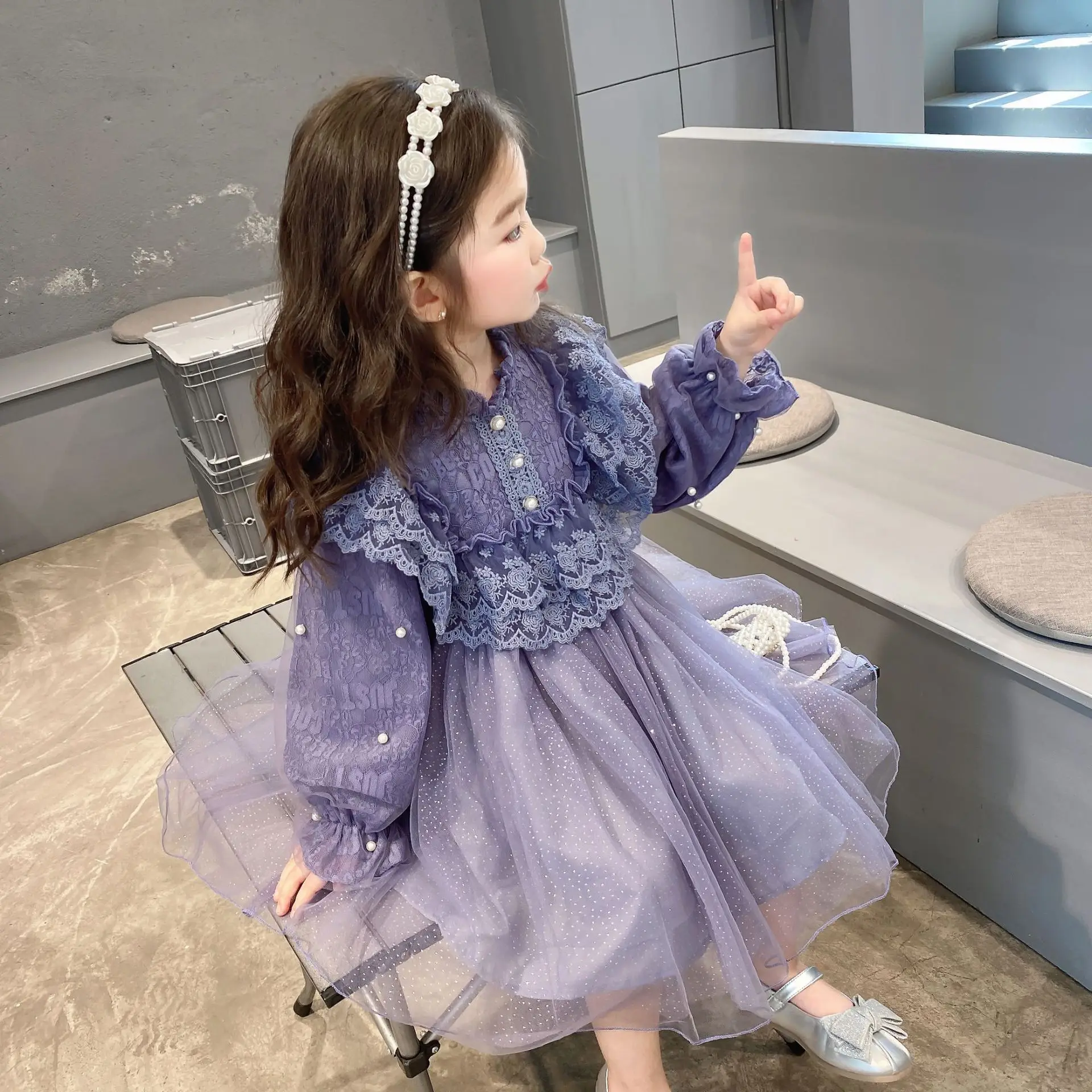 Autumn Girl Dress nylon Lace+pearl accents, Long-Sleeve Dress for 2-11Years Fashion Children Holiday Party Costume