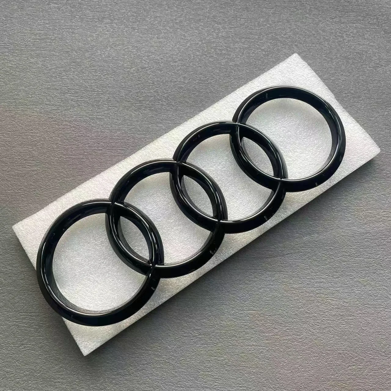 AUDI A4 4Ring logo ABS Black Car Hood Front Grill Rear Trunk Emblem Sticker A4 Mark Quarrto  Sline 40TFSI 45TFSI 55TFSI Emblem