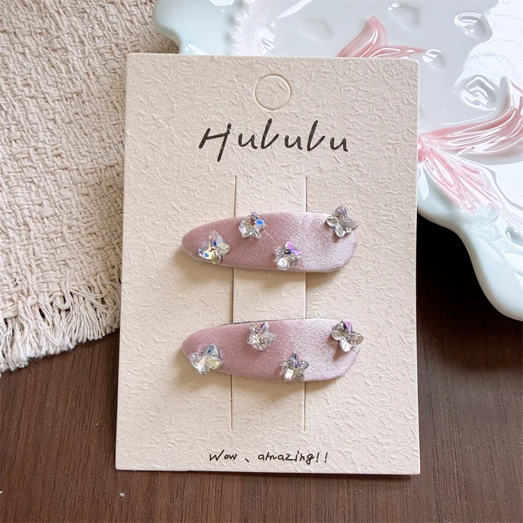 2er-Set Kinder-Haarspangen mit Strass-Schmetterlingen und Sternen, seitliche Haarspangen für kleine Mädchen, niedliche Schnappclips, Haarschmuck – Detail 4