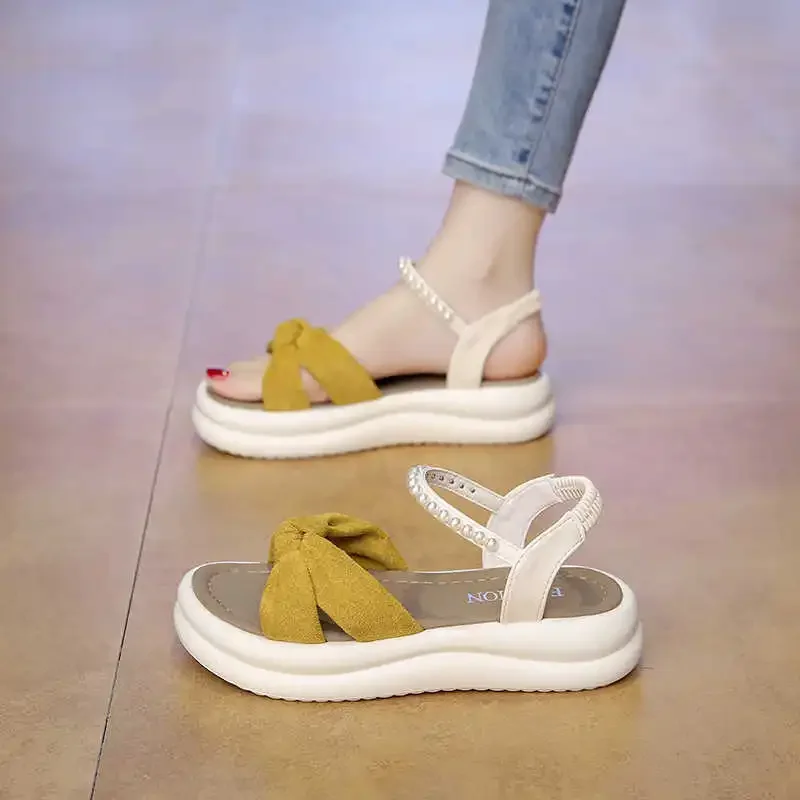 

Суперлегкие женские тапочки с Т-образным ремешком, элитные брендовые сандалии большого размера, женские ботинки, размер 44, кроссовки, спортивные пробежки