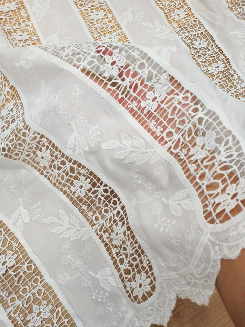 

High-end striped lace hollow-out full embroidery fabric for wedding dresses, fashion clothing, and skirt fabrics
