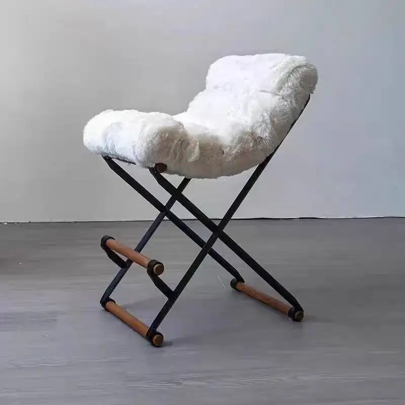 Minimalist High Bar…