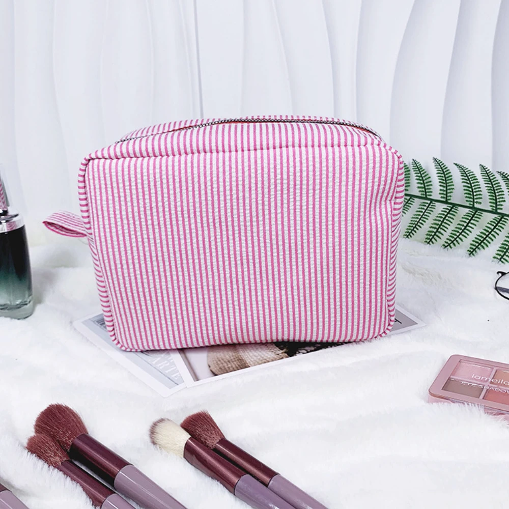 1 Pc Seersucker Ruffle Cosmetic Bags Pink/Purple Striped Storage Make Up Bags for Women Lady with Zipper Travel Bag Makeup Bag