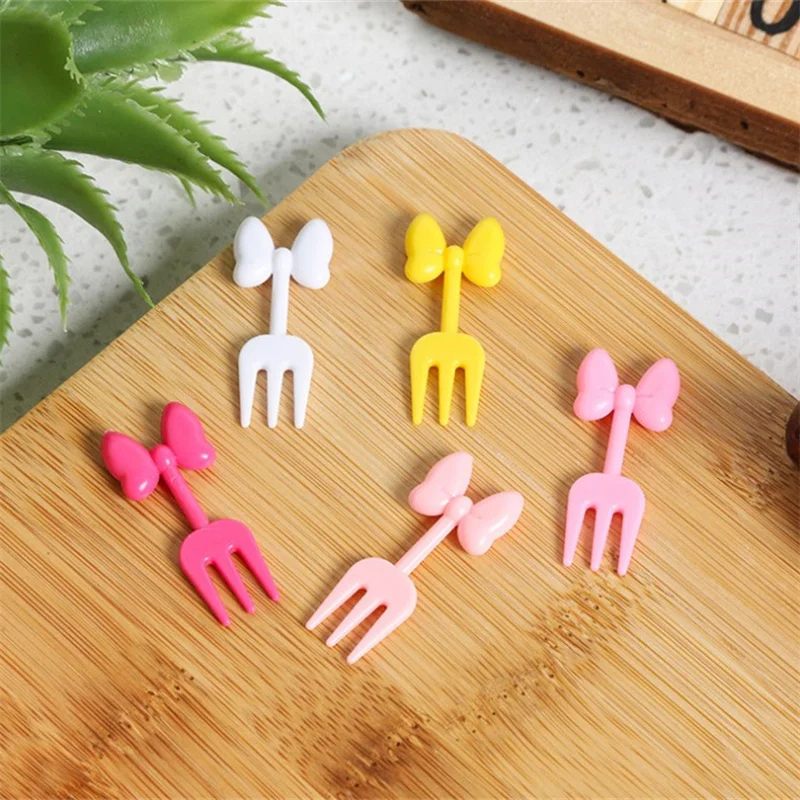 10Pcs Creative Mini Cute Fruit Fork Animation Peripheral Cartoon Exquisite Recyclable Portable Fruit Pick Snack Forks