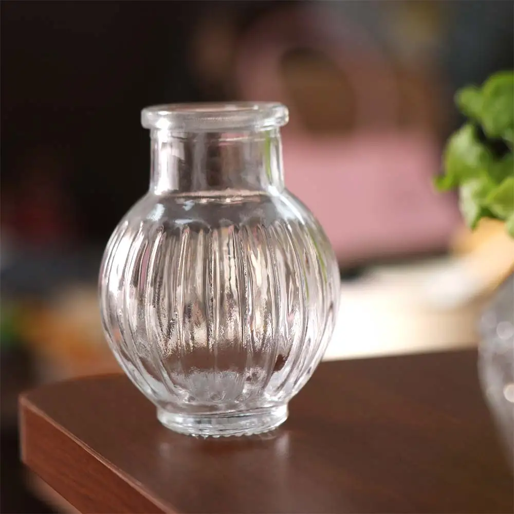 

10PCS/SET Retro Relief Mini Glass Vase European Style Crystal Clear Small Vase Set Elegant Decorative Flower Vase