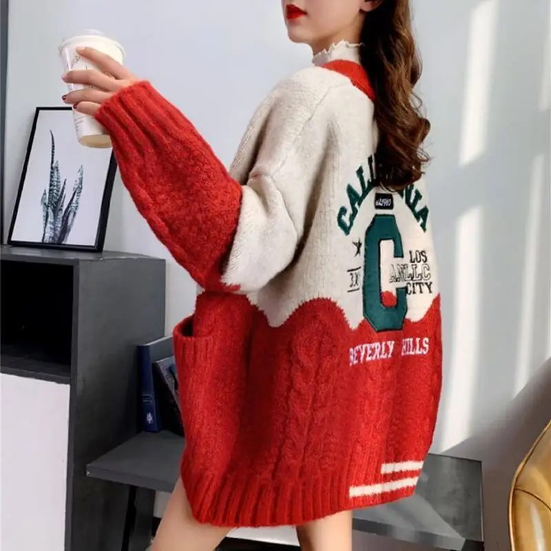 

2023 Women Cardigans V Neck Letters Embroidery Casual Patchwork Loose Jumpers Thick Warm Spring Knit Jacket Coat