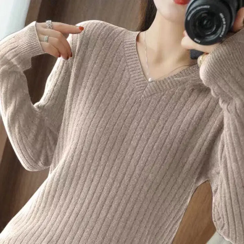 

Summer Women's V-ne Knitwear Brand Tag Removed Large Size Base Layer Top Breathable Comfortable Long Sve Crew Ne