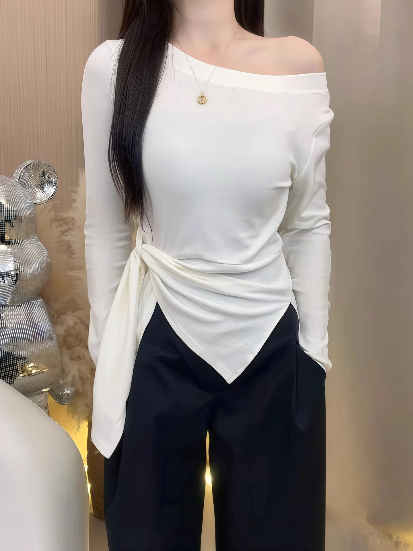 

Off Shoulder T-Shirt Hip Hop Womens Flare Sleeve Wide Loose Elegant Feminine Style Female Lady Comfortable Relaxed Soft Cute Ins