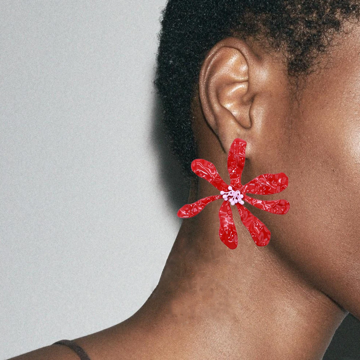 

Summer beach vacation style exaggerated red large flower beaded stamen earrings personalized petals women's earrings
