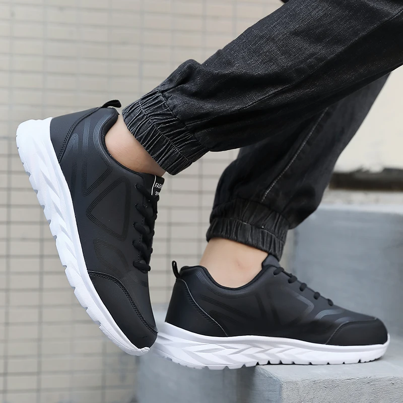 Leather Sports Shoes Waterproof Artificial Leather Sneakers Outdoor Sport Shoes Men Lightweight Walking Casual Sneakers for Men