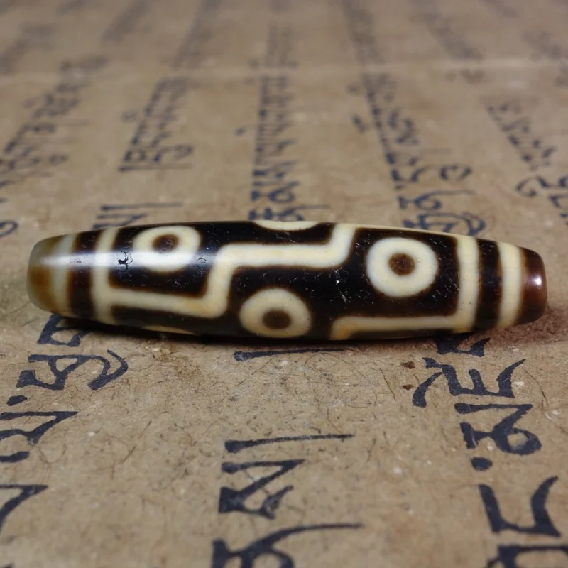 

Ancient Tibetan DZI Beads Old Agate Yellow Stripe 9 Eye Amulet Pendant GZI #3702