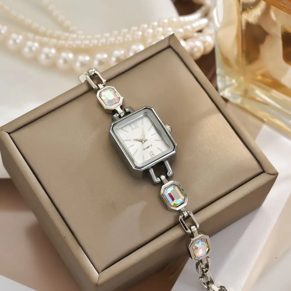 

Роскошные женские часы квадратной формы, браслет с цветными драгоценными камнями, циферблат с римскими цифрами, элегантные кварцевые наручные часы