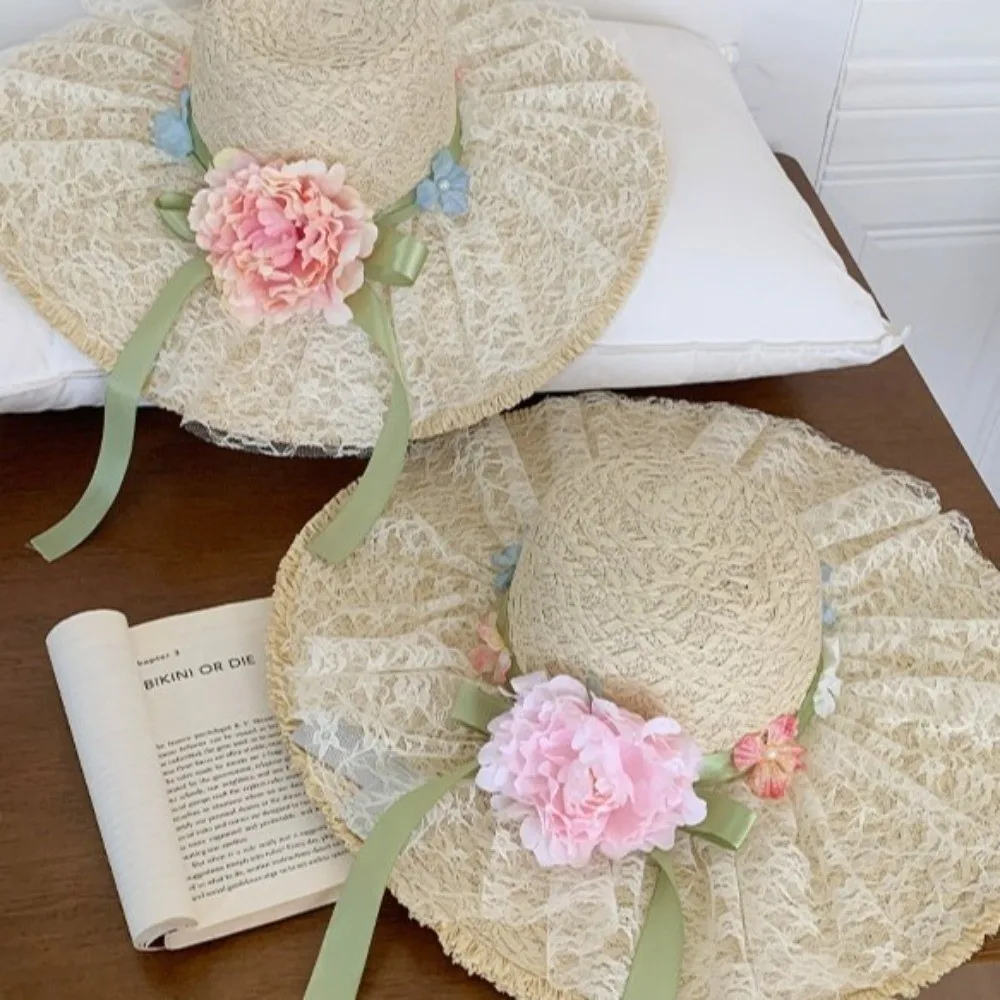 

Elegant Flower Lafite Straw Hat Big Brimmed Breathable Vacation Beach Cap Lace with Garland Woven Sun Cap Masquerade