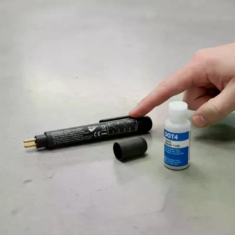 Brake Fluid Liquid Tester Pen With 5 LED Indicators, Calibrated For DOT3/4/5.1 Brake Fluid - view 4