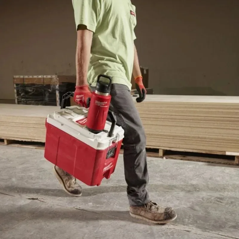 Milwaukee 48-22-8382R PACKOUT™ 18oz Insulated Bottle with Chug Lid MILWAUKEE Tool Accessories 48-22-8382