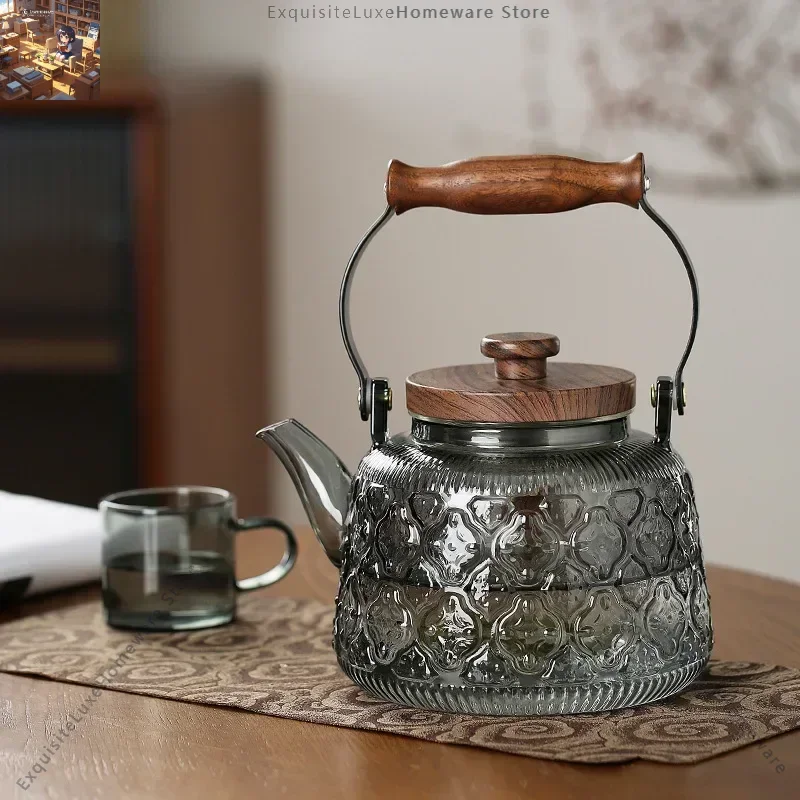 

Стеклянный чайник с ручкой из орехового дерева, бытовой боросиликатный чайник для заварки чая, встроенный чайник с цветами, можно нагревать чайник
