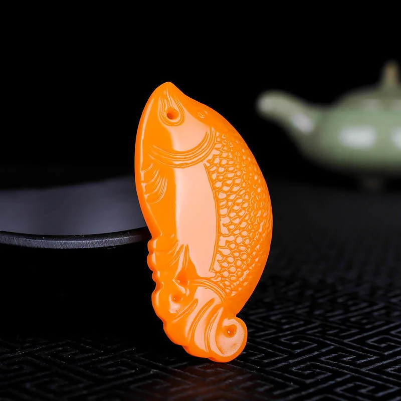 

Натуральный желтый нефритовый материал для внешней части маски с изображением дракона, с подвесками в виде рыб, изысканный и модный, для мужчин и женщин.