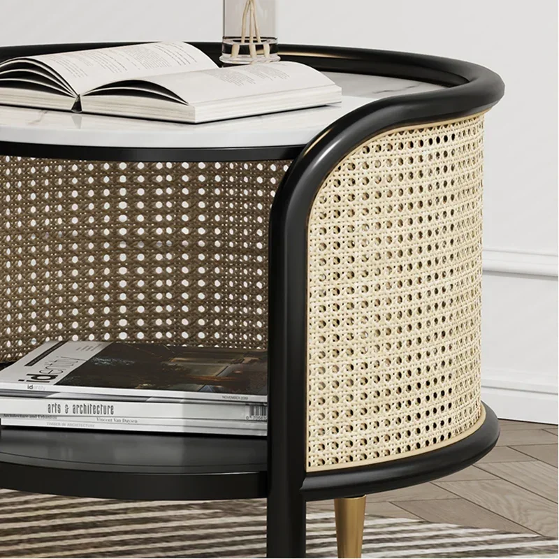 Couchtisch im Rattan-Design, klarer ästhetischer nordischer einzigartiger Couchtisch