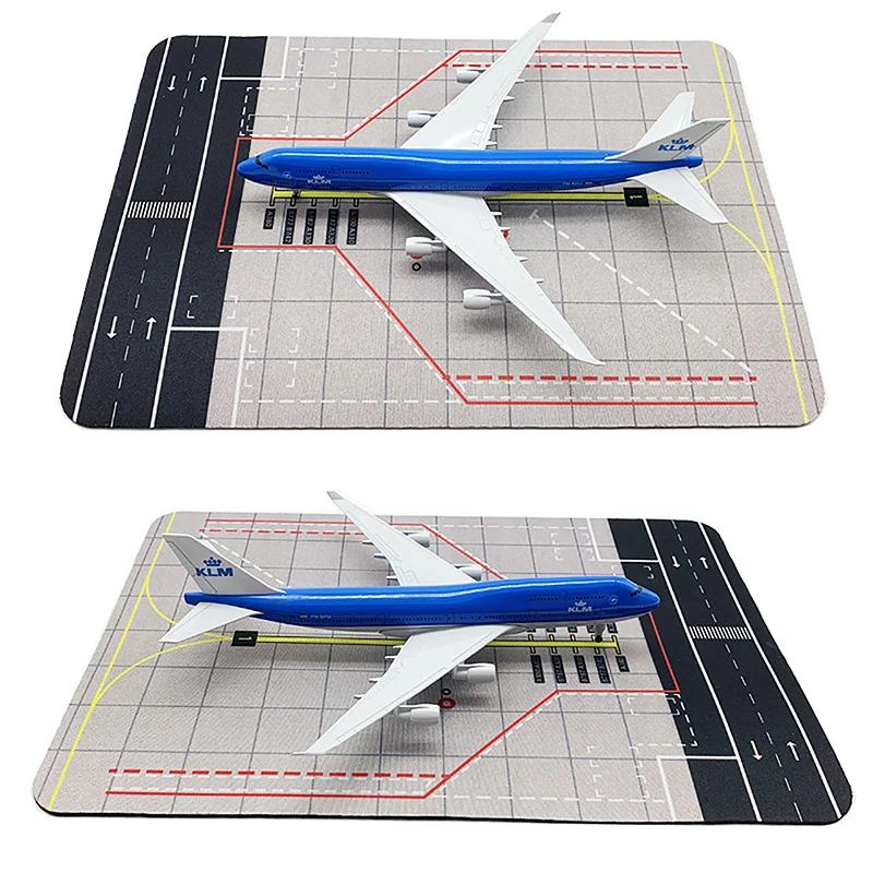 1PC Aircraft Mat Runway Apron Suitable For 1:400 Model Aircraft Simulation Miniature Ornaments Collectibles Toys Birthday Gifts