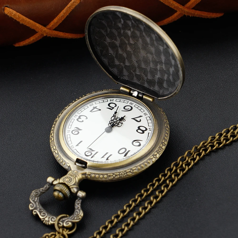 Reloj de bolsillo de cuarzo clásico para hombres y mujeres, accesorios de collar para estudiantes, Steampunk, hombre lobo, Horror, Avatar, moda Retro