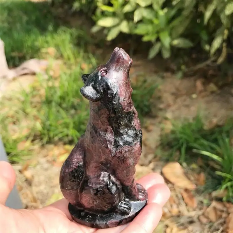 10.5CM Natural Garnet Wolf Carved Statues Crystal Animal Cute Carving Figurine Christmas Gift 1PCS