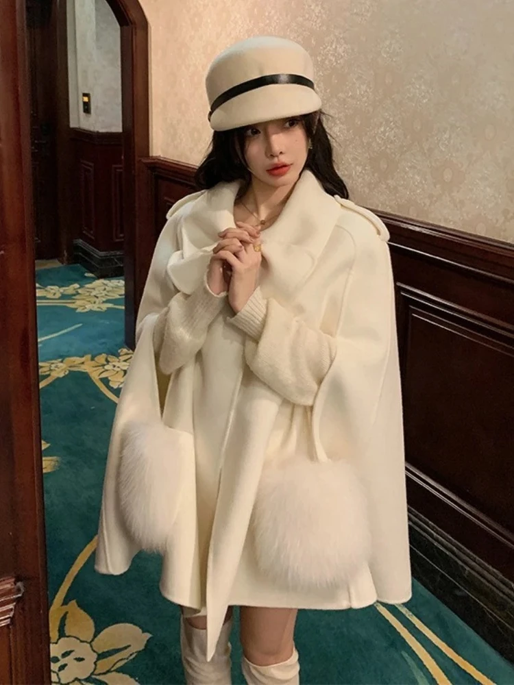 2025 nuovi vestiti autunno inverno Fahsion vera pelliccia di volpe mantello di lana scialle donna spessa calda giacca di lana di canzolano double-face