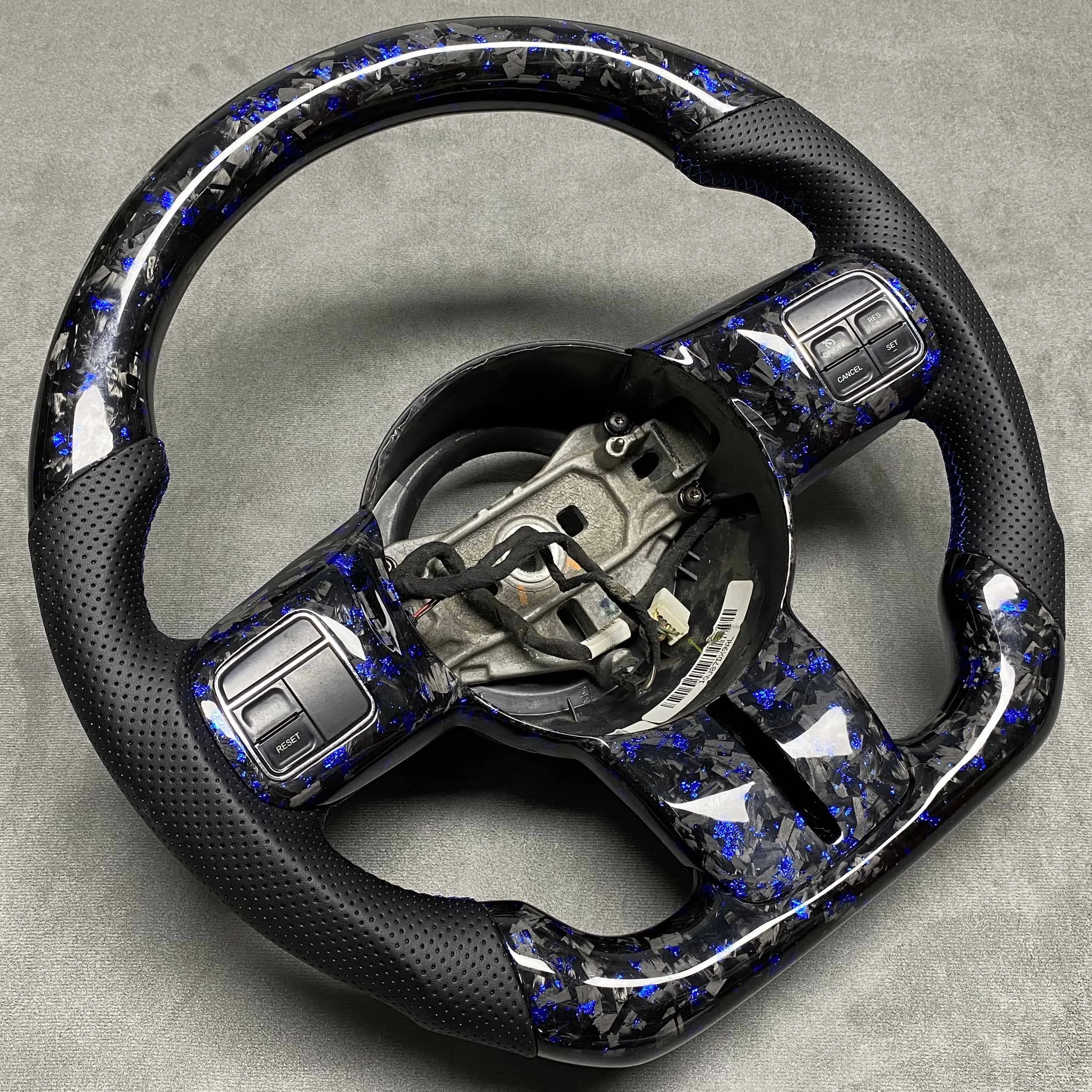 For Jeep Wrangler JK JL 2011 2012 2013 2014 2016 2017 Customized Carbon Fiber Steering Wheel Blue Forge Sport Style