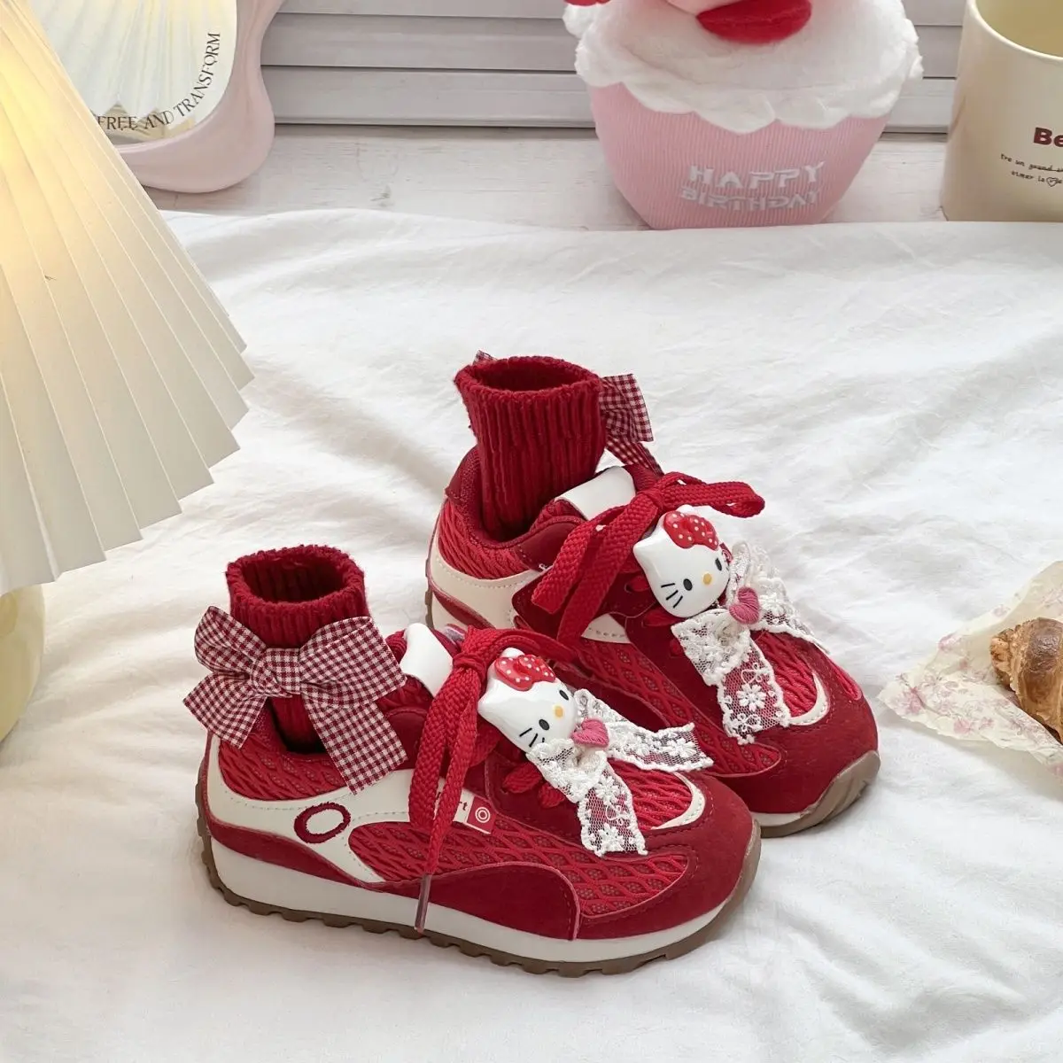 جديد سانريو مرحبا كيتي الفتيات الأطفال أحذية رياضية ربطة القوس فيونكة طفل أحذية تنس لينة أسفل الخريف احذية الجري أحذية رياضية عدم الانزلاق
