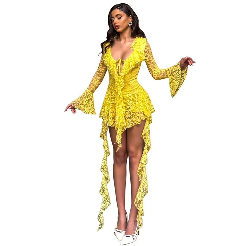 Primavera da donna Nuovo 2025 Tinta unita Moda sexy Ritaglio in pizzo Vedere attraverso Top e pantaloncini Abito da donna Pigiama Set da due pezzi