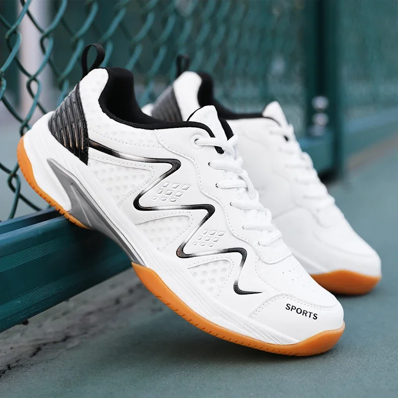 Men Badminton Shoes Outdoor Competition Sneakers High Quality Handball Table Tennis Shoes Couple Wear Resistant Volleyball Shoes