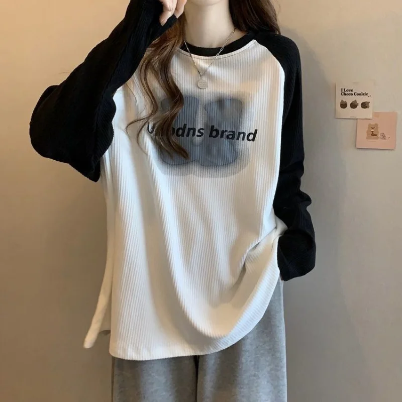 Long Sleeved Printing Letter T-shirt Women\'s Autumn and Winter Loose Fitting and Slimming Bottoming Shirtversatile Casual Top