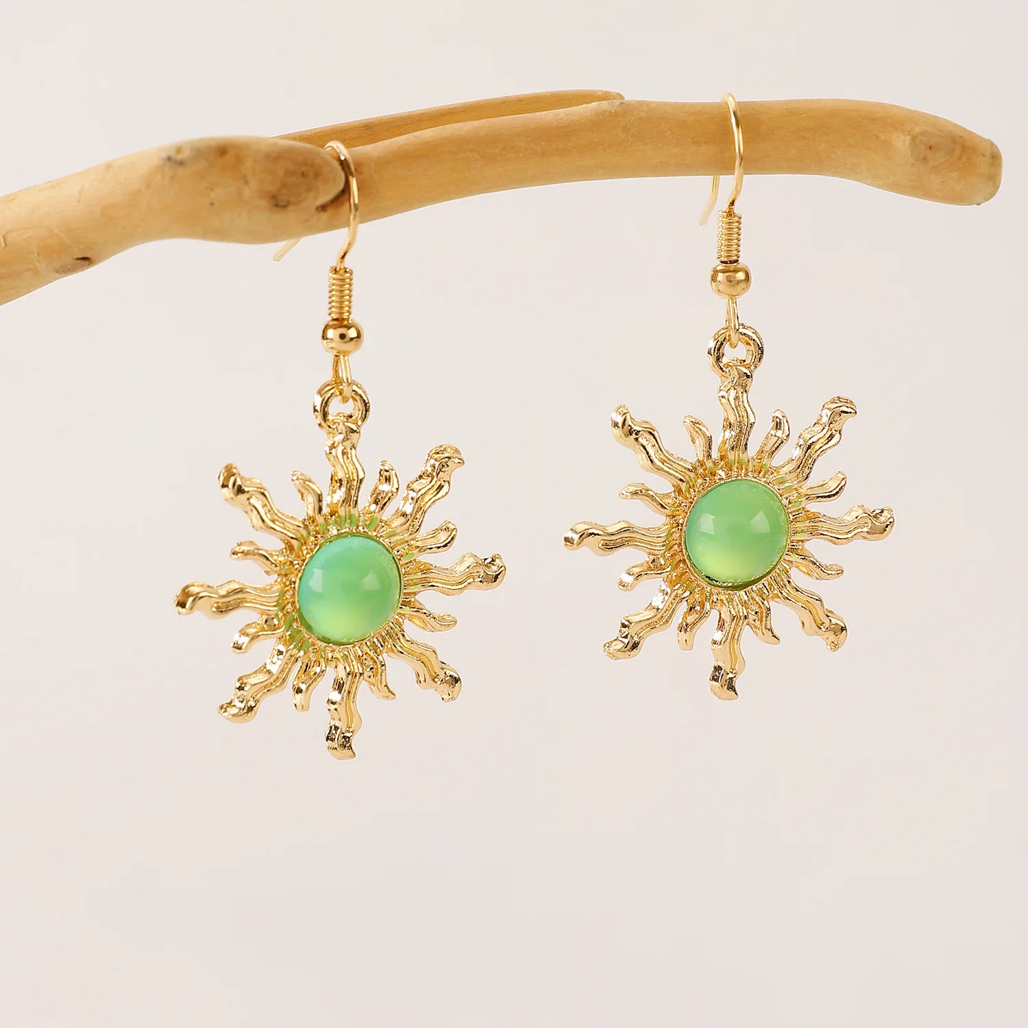 Bohemian Vintage Fashion Earrings Green Blue Red Rising Sun Earrings Female