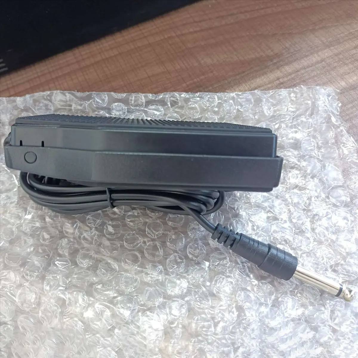 SP20 Professional Sustain Pedal Universal Compatibility for Keyboards Synthesizers Tone Modules Drum Machines [AA74-AAA]