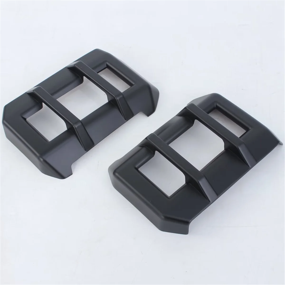 

Rear Fog Lamp Light Cover Frame Trim for Chery Jetour Traveler 2023 2024 Accessories Matte BlackHUG