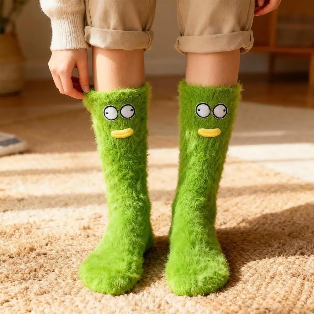 ถุงเท้าขนแกะหนานุ่มสำหรับฤดูหนาว ถุงเท้าขนแกะแบบยาวถึงกลางน่อง ถุงเท้าใส่นอนในบ้าน ถุงเท้าลำลองใส่ในบ้าน