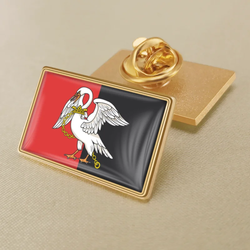 Buckinghamshire Cayman Islands Cheshire of United Kingdom Flag Lapel Pins Badges Brooches