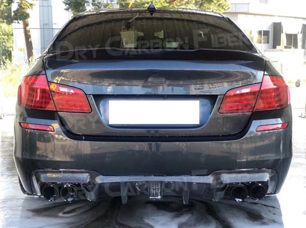 

Carbon Fiber Rear Lip Diffuser Spoiler With Lamp For BMW 5 Series F10 M5 2010-2016 FRP Back Bumper Protector