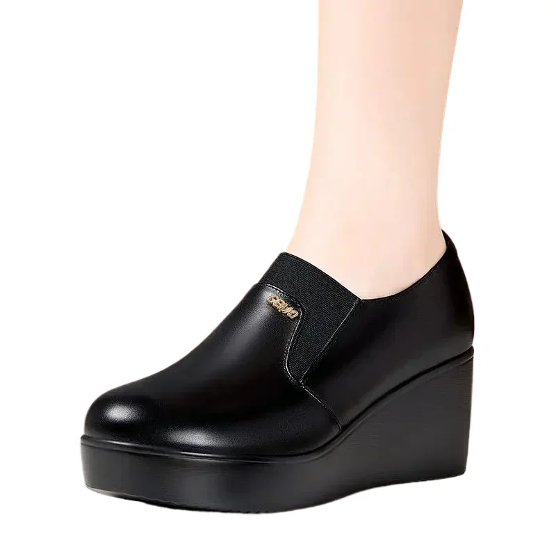 

6cm Small Size 33-43 New Fashion Deep Mouth Med Block Heels Shoes with Fur Fall 2025 Black Soft Leather Wedges Shoes Office Mom