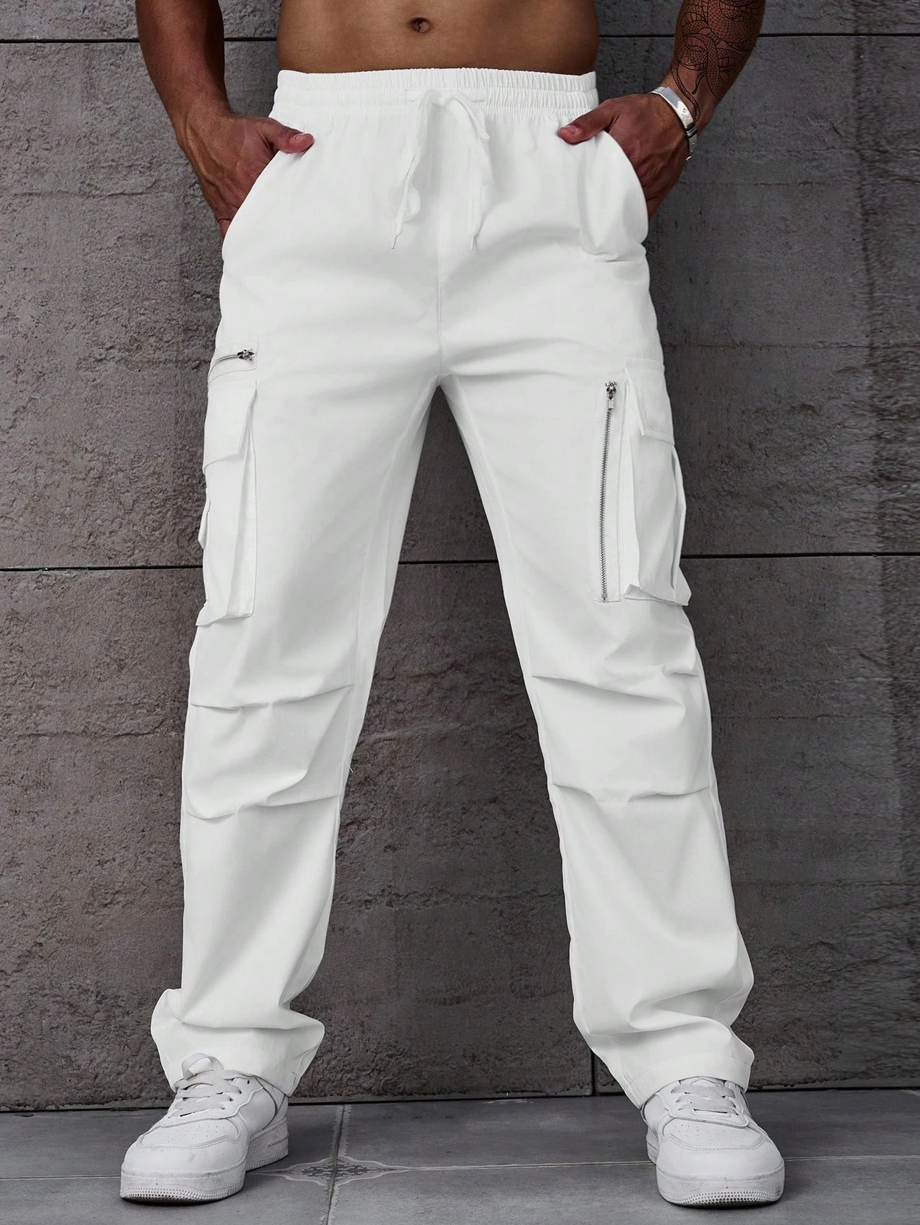

Men's plus Size Casual Streetwear Work Trousers with Side Flap Pockets Trendy Loose Fit Cargo Pants