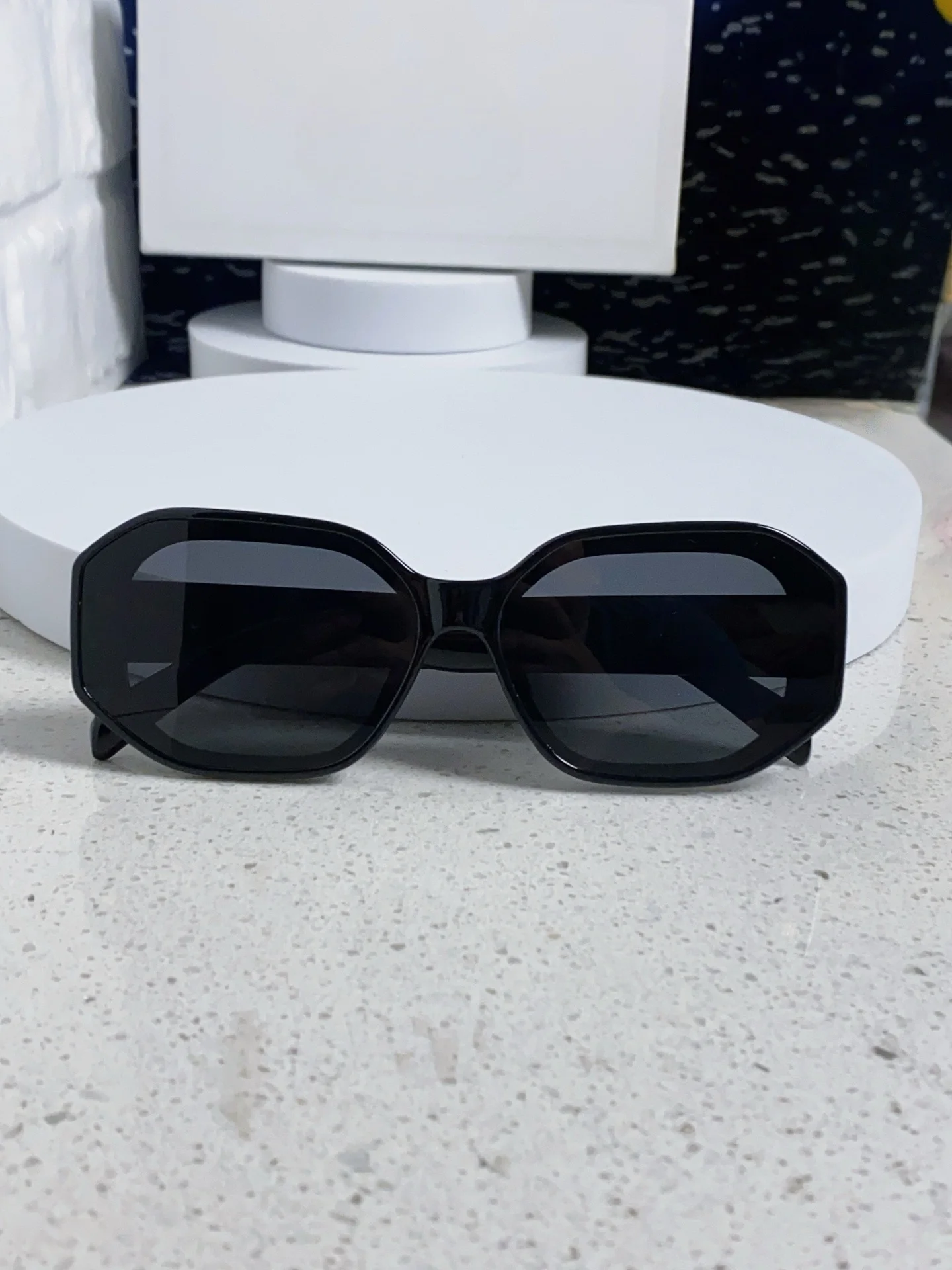 

New Summer Women's Sunglasses Travel Fashionable Versatile Sunglasses High-End Sunglasses UV Protection Women's Sunglasses Gift