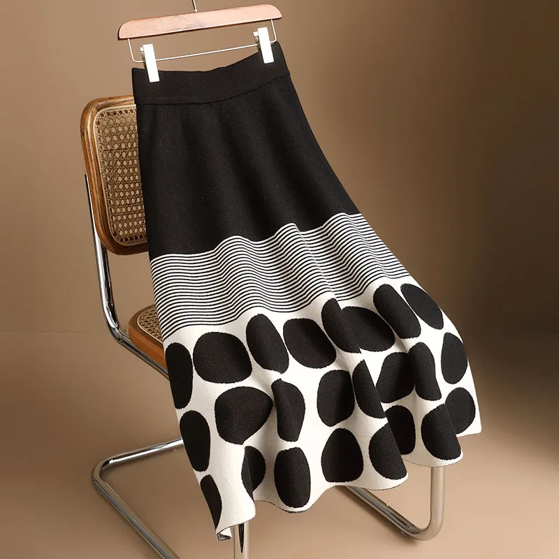 

High-End Women's Knitted ter Skirt Stripe Pattern A-Line Midi Skirt Commute Sle High Waist Long Skirt One-Line Brand