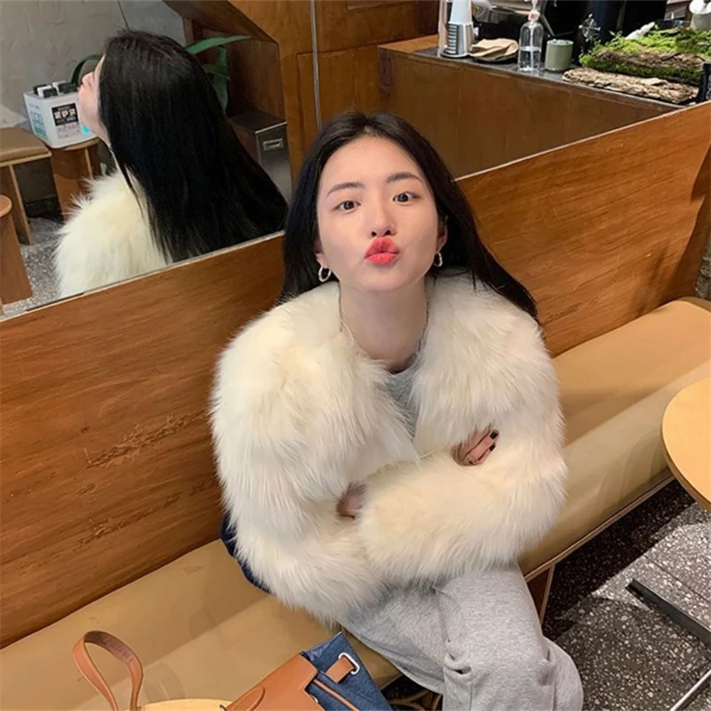 Autumn Fashion Solid Faux Fox Fur Coat  Korea Fashion Warm Feather Coats Chic Loose Short Outercoat Lady Party Elegant Outfit