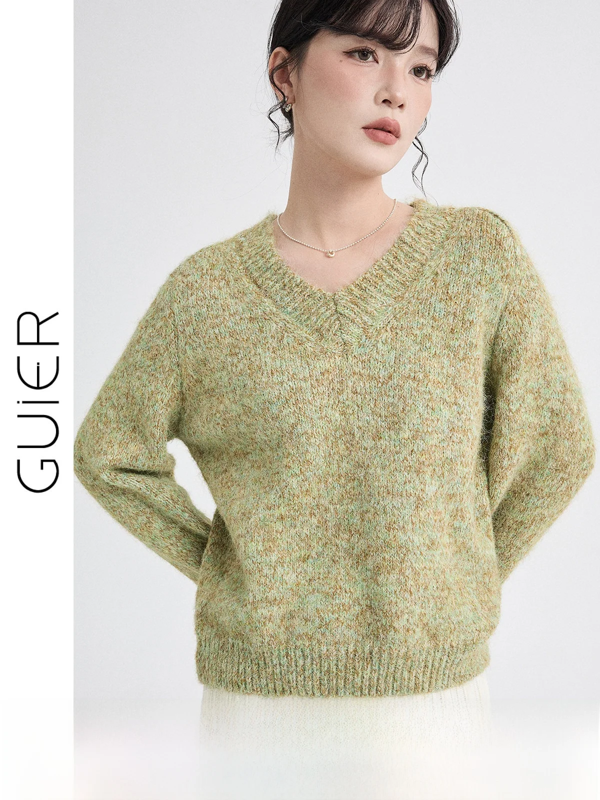 

Женский вязаный свитер Guierv с V-образным вырезом, свободный крой, повседневный стиль, зима 2025, новая дизайнерская коллекция, универсальный модный топ